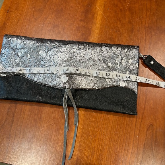 So Zen leather bag